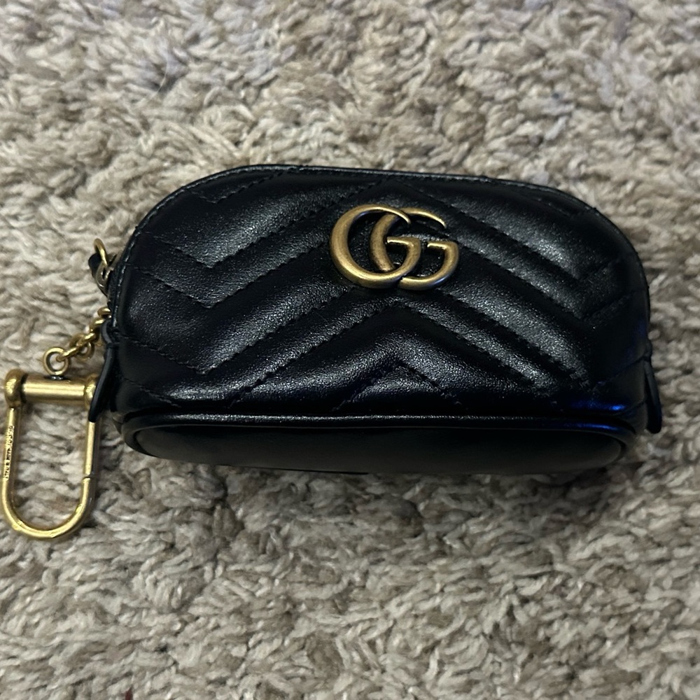 BRAND NEW LIMITED EDITION Women's Black GG Marmont Key Case